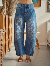 Tootsie Embroidered Barrel Jean | Medium Blue