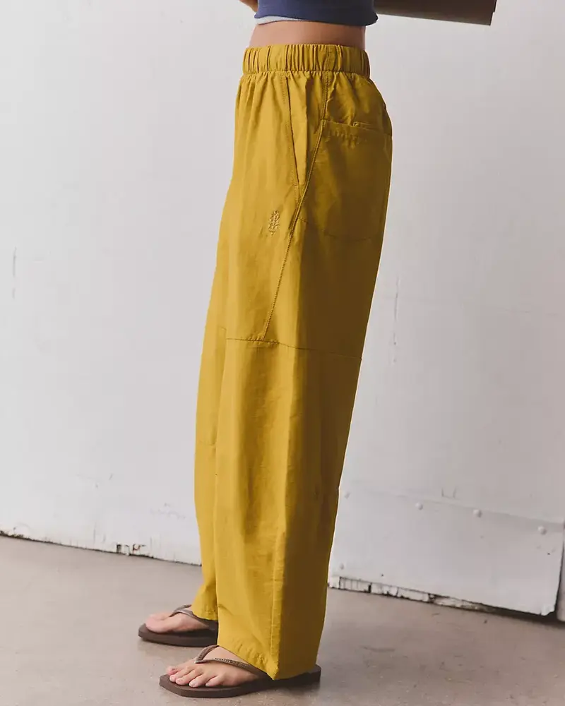 Free People Game Day Pant | Dried Palm