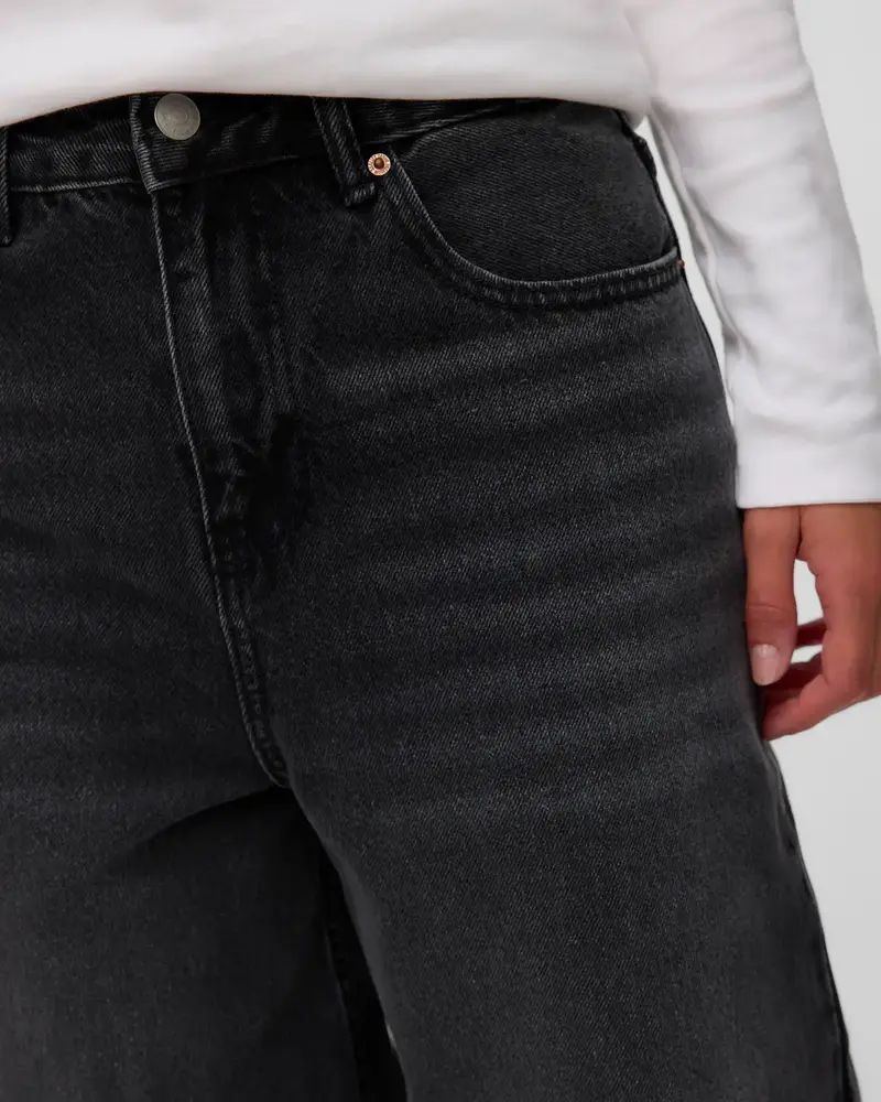 Vero Moda Billie High Rise Barrel Jean | Black 30" Inseam