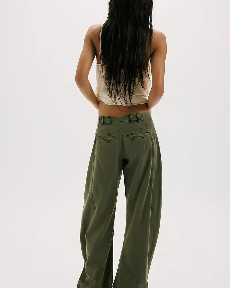 Free People Spotlight Washed Barrel Chino Trousers | Olive