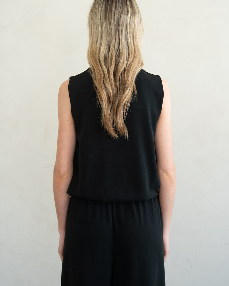 Lockie Bubble Hem Tank | Black