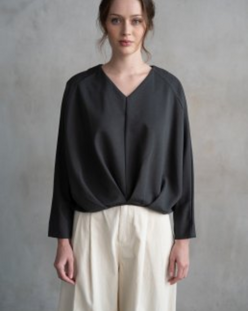 Penny Pleated Long Sleeve | Black