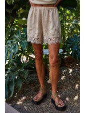 Maisy Lace Shorts | Pearl
