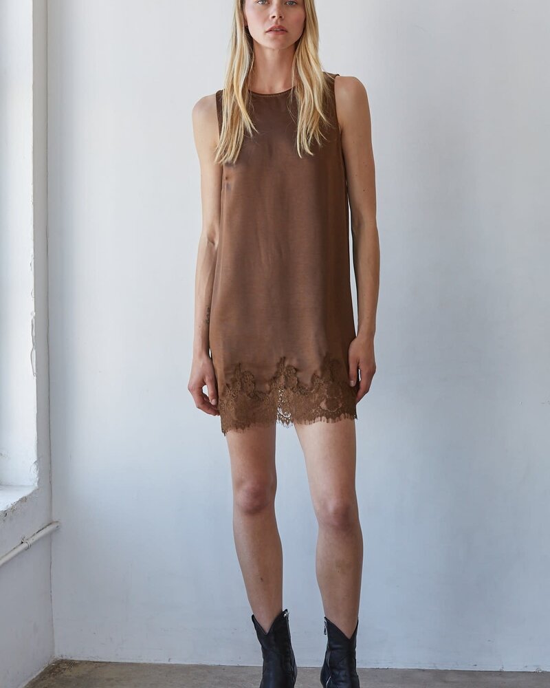 Maisy Lace Mini | Brown