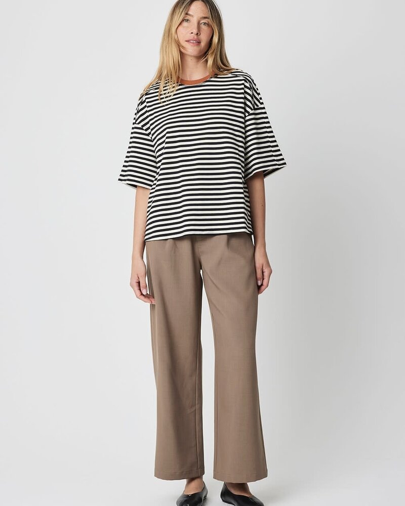 Max Tee | Brown