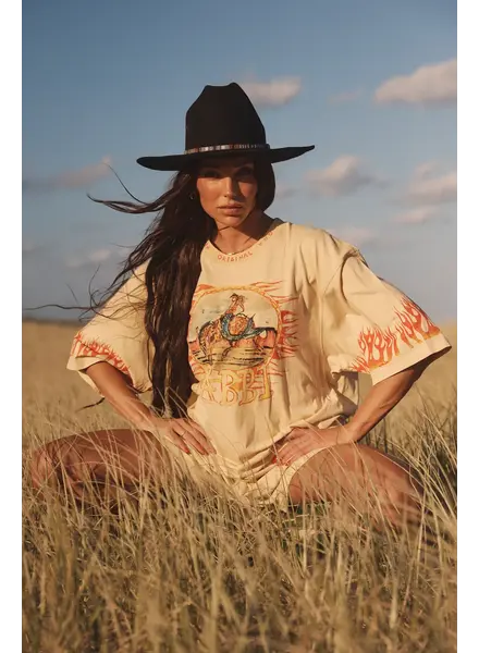 Sabbi The Flaming Cowboy Tee | Sand