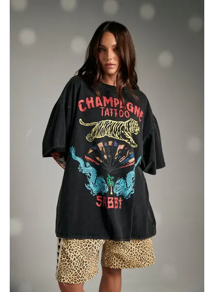 Sabbi Champagne & Tattoo Tee | Black
