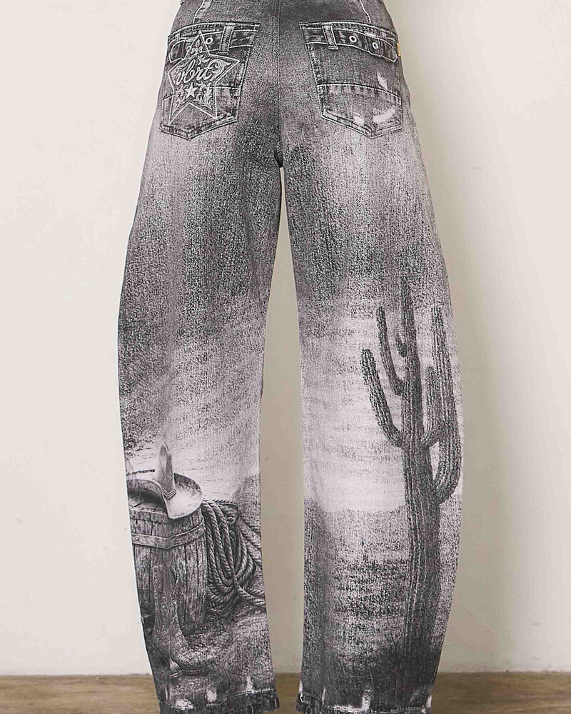Kindle Barrel Jean | Horse Print