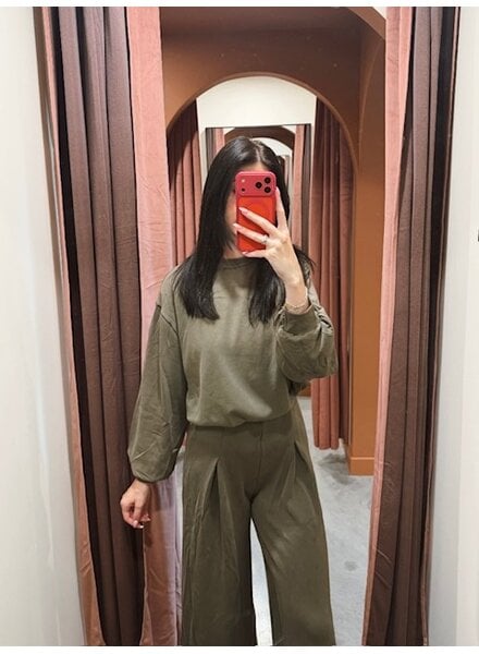 Cellie Cropped Crewneck Sweatshirt | Olive