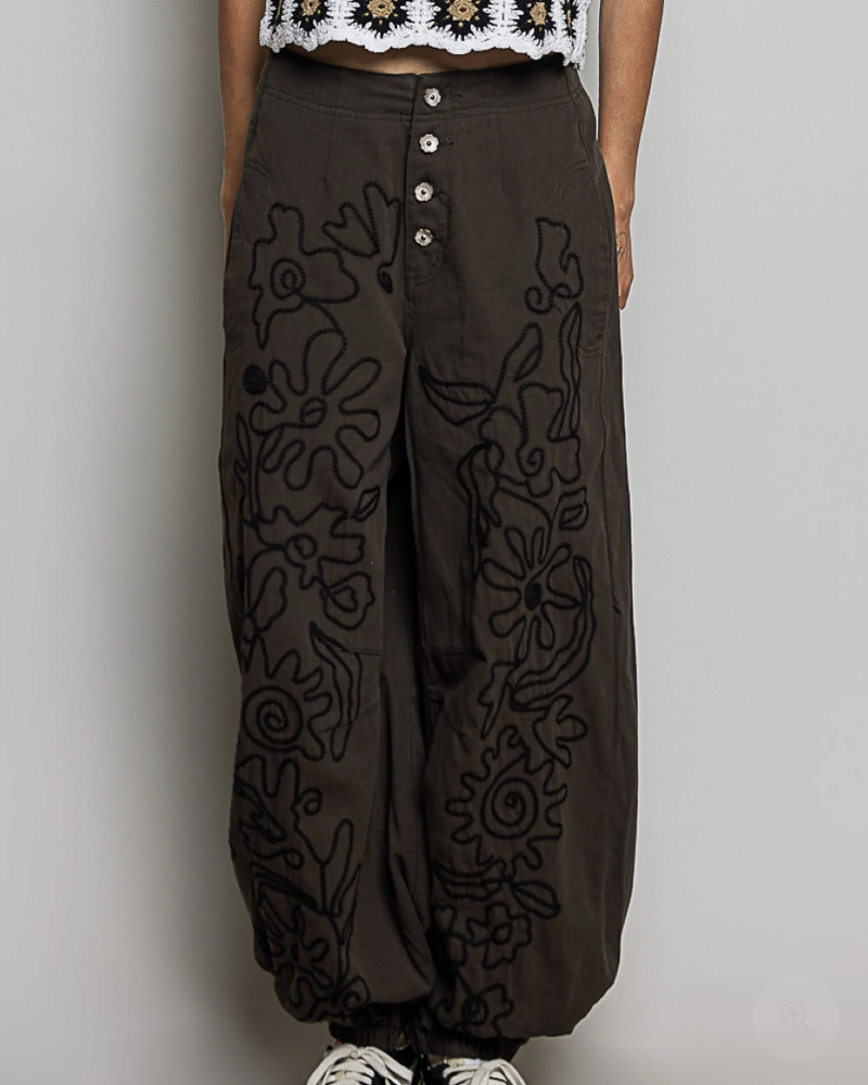 Floral Embroidered Twill Pant | Black