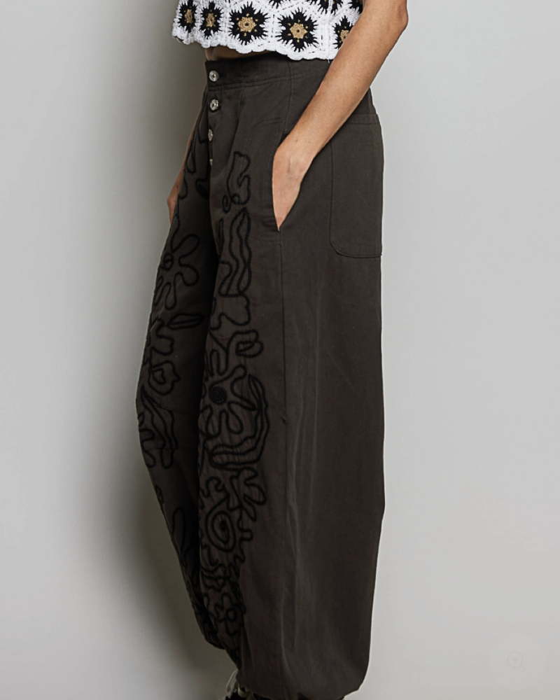 Floral Embroidered Twill Pant | Black