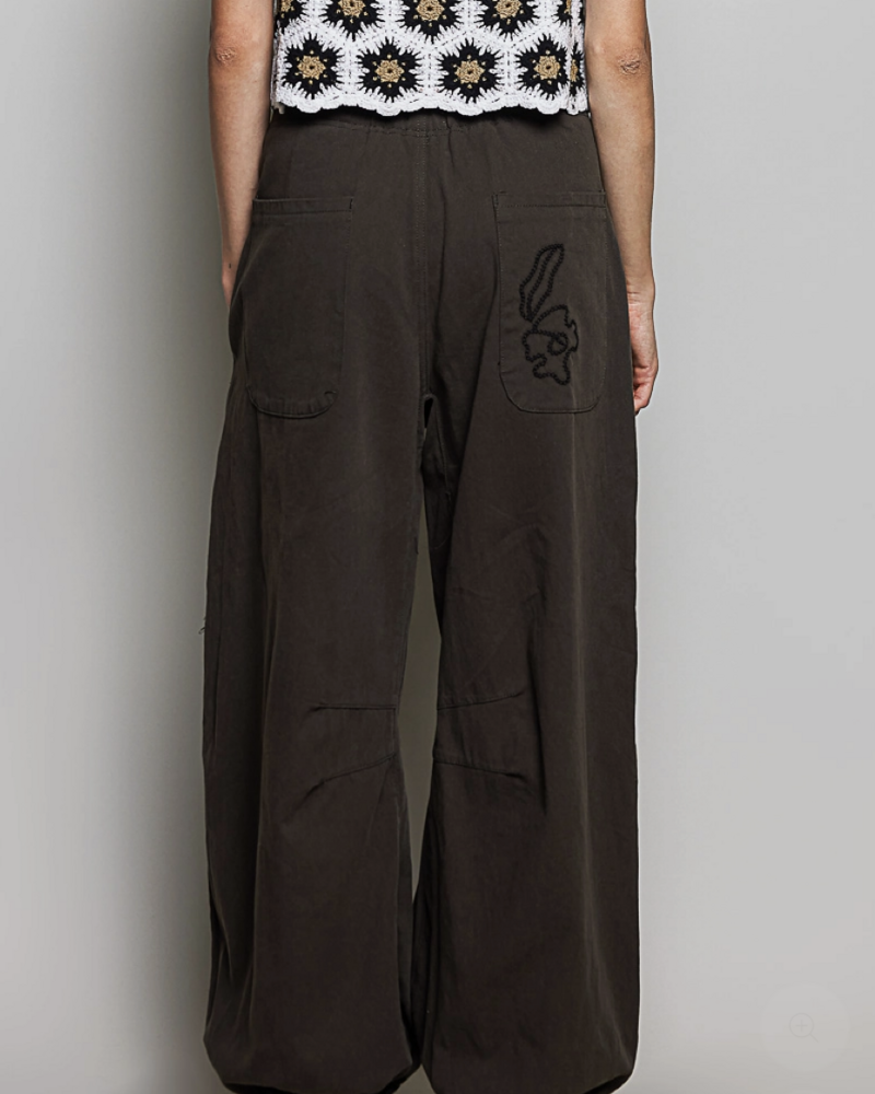 Floral Embroidered Twill Pant | Black