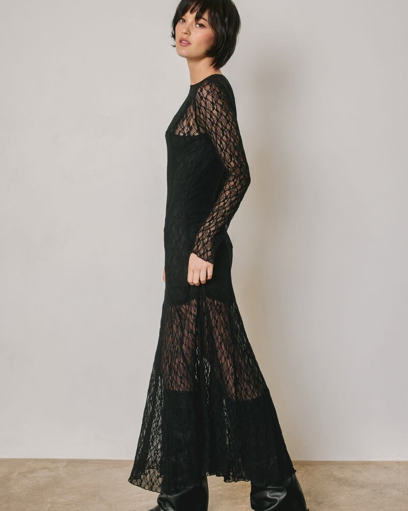 Lace Sculpted Maxi Dress | Black