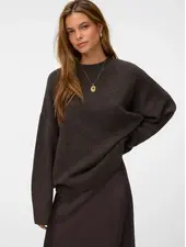 Vero Moda Boom Pullover | Chocolate