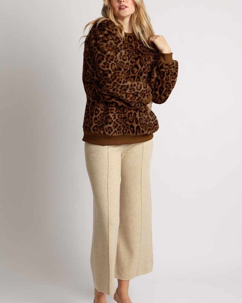 Leopard  One Size Crewneck Sweater | Brown