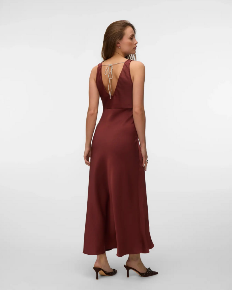 Vero Moda Maika Tie Maxi Dress | Maroon