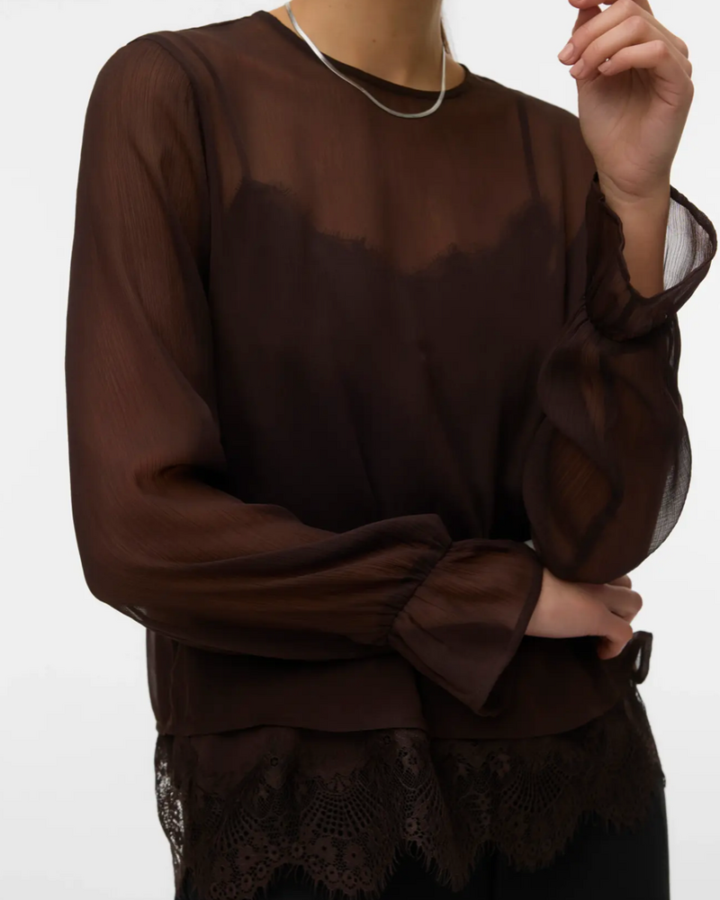 Vero Moda Lalie Lace Top | Chocolate