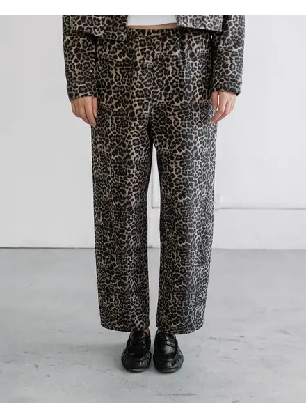 Leopard Barrel Twill Jogger