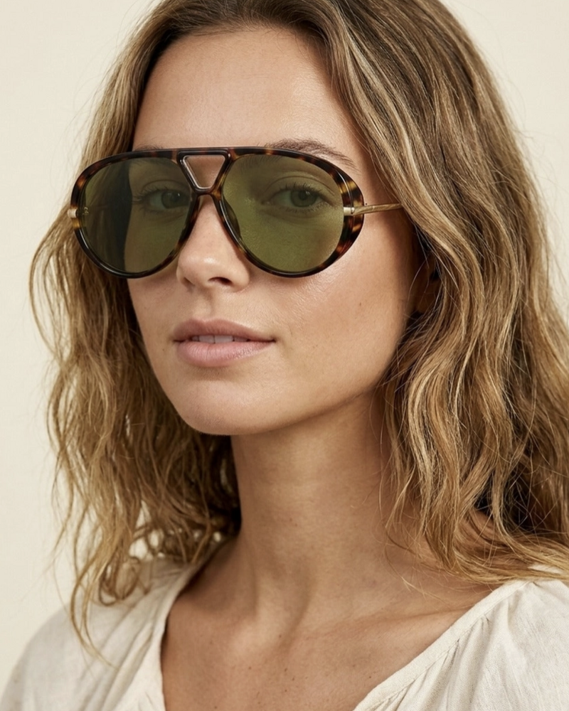 Q2 The Fleetwood | Amber/Green