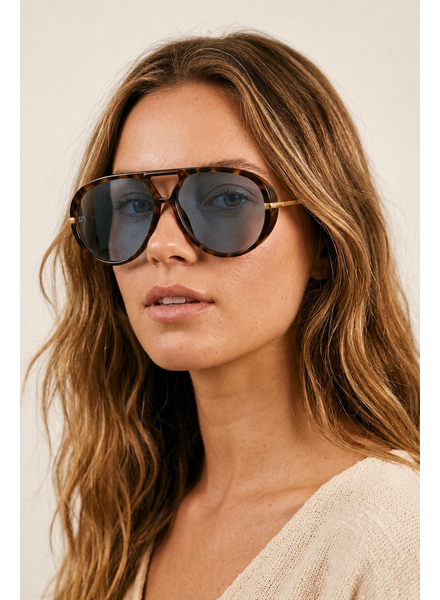 Q2 The Fleetwood | Tort/Blue