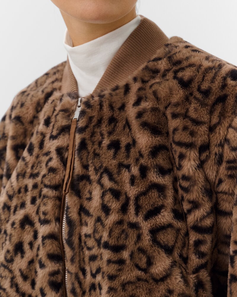 Leona Outerwear
