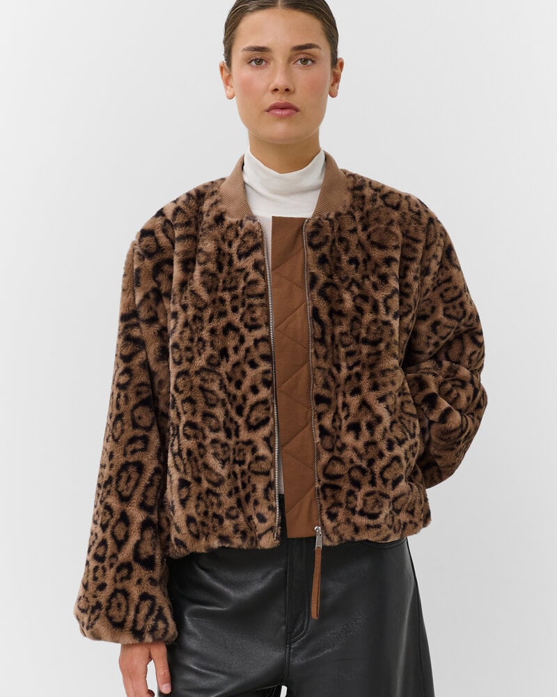 Leona Outerwear