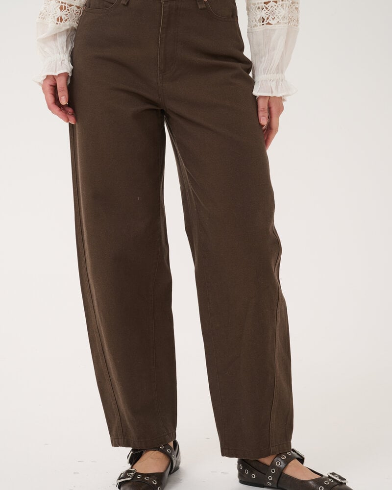 Saint Tropez Joann Jean | Chocolate
