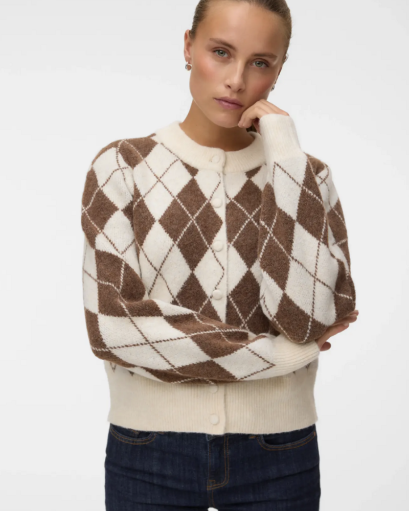 Vero Moda Halo Argyle Cardigan | Cocoa