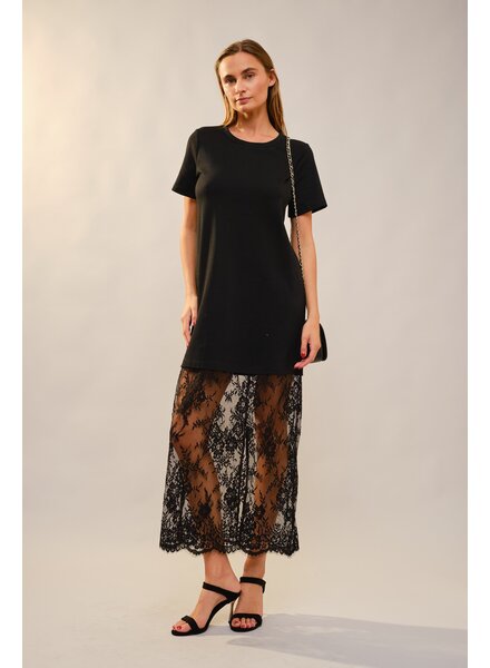 Larae Oversized Lace Midi Dress
