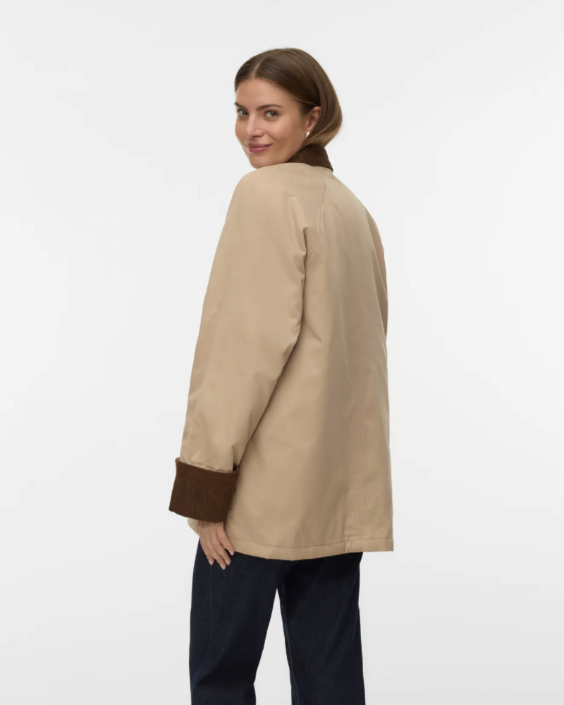 Vero Moda Wales Jacket | Tan