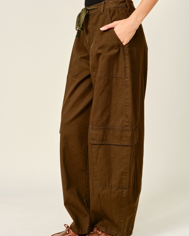 Utility Barrel Cargo Pants | Kahki