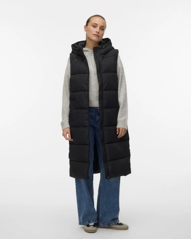 Vero Moda Michelle Long Puffer Vest | Black