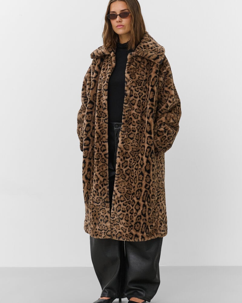 Leona Coat