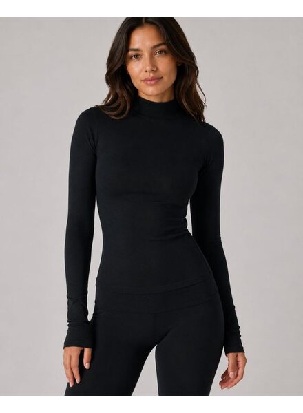 Form Mockneck Long Sleeve | Black