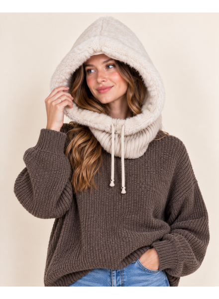 Belle 2-in-1 Vegan Fur Hood Scarf | Biege