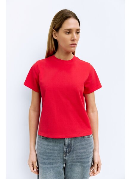 Lanie Tee | Red