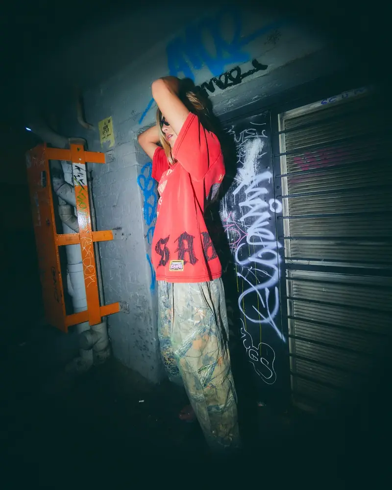 Sabbi The Vinyl Shop Tee | Red