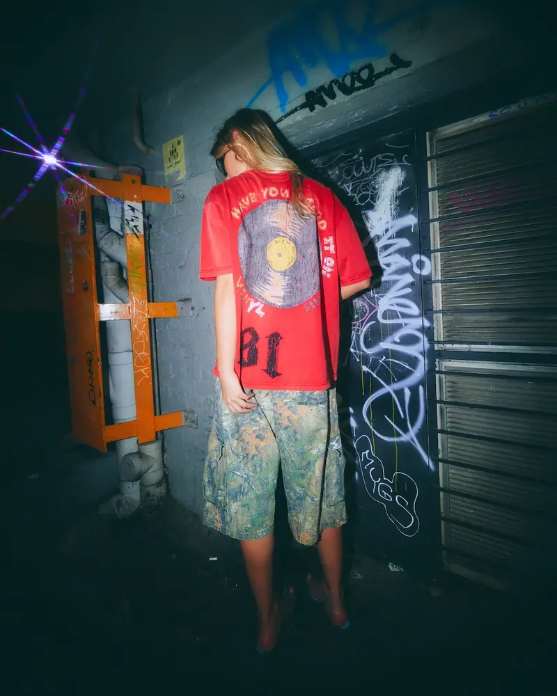 Sabbi The Vinyl Shop Tee | Red