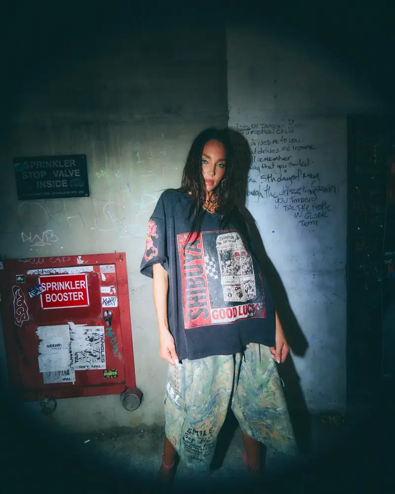 Sabbi Shibuya Claw Tee