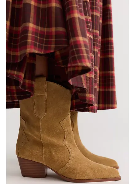 Free People Cat Nap Cowboy Boots | Camel Suede