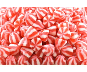 Bonbon en spirale à saveur de crème et fraise