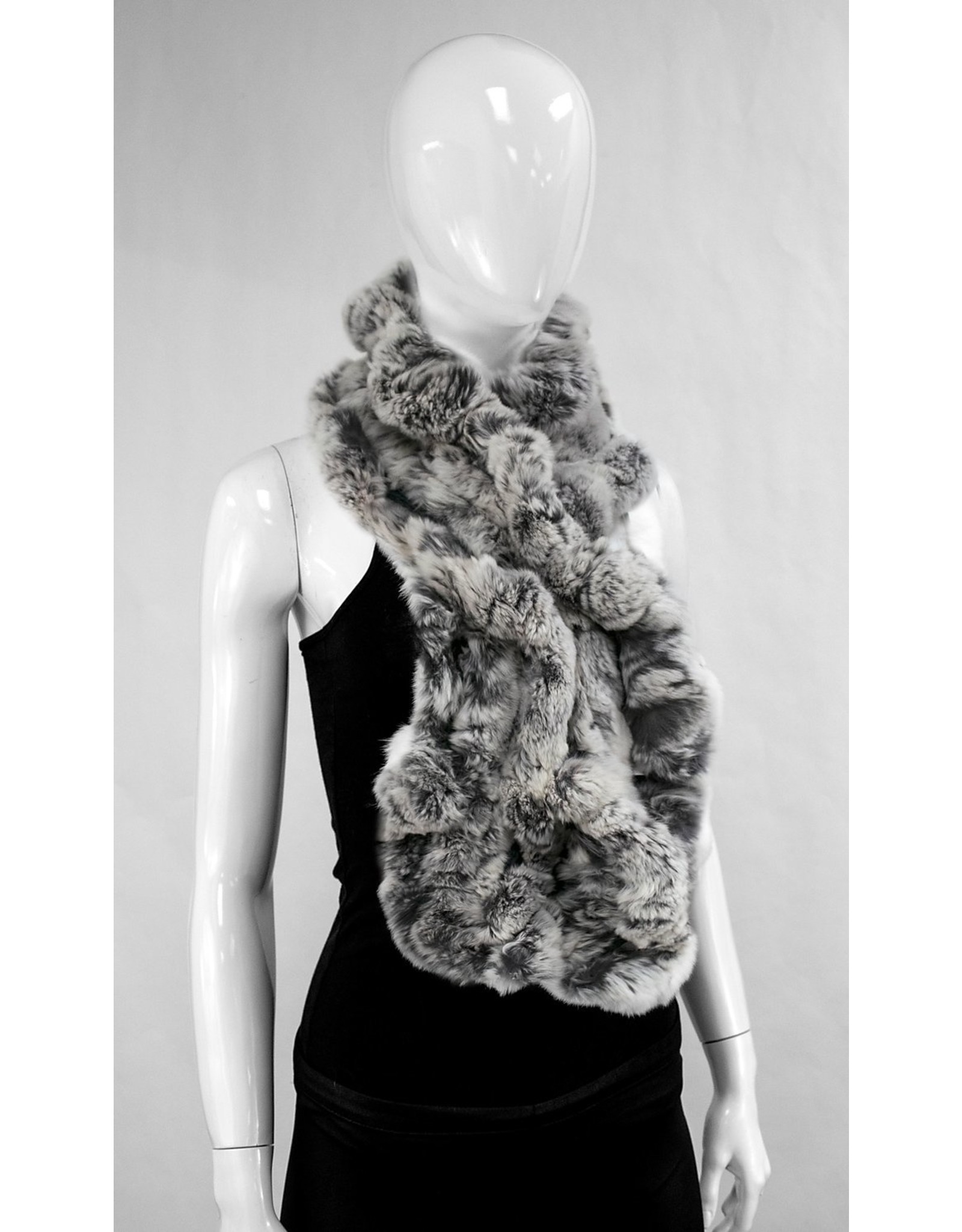 KNITTED RABBIT FUR SCARF – Vncy's Boutique