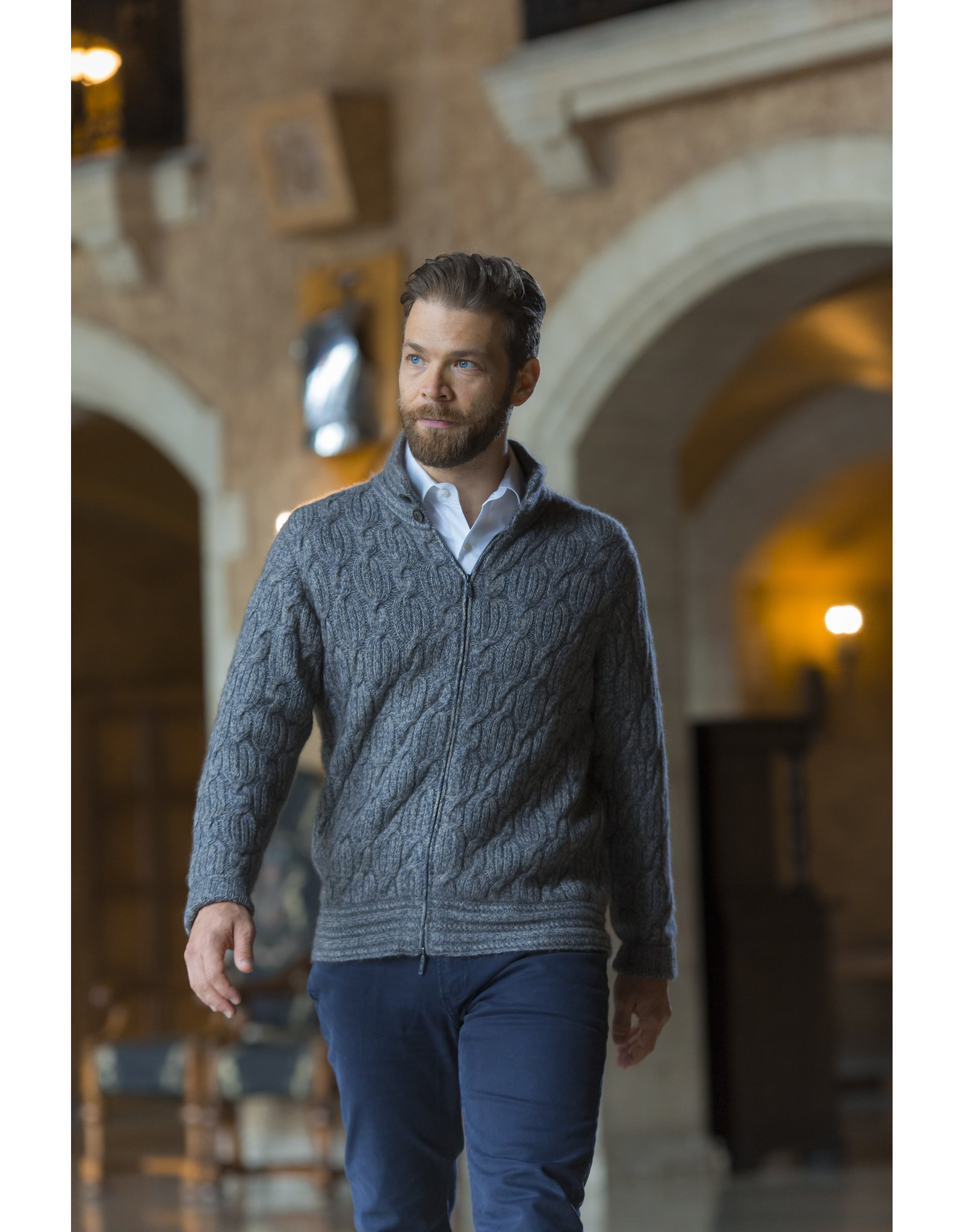Robert Zip Sweater - 45% Qiviuk 45% Merino 10% Silk