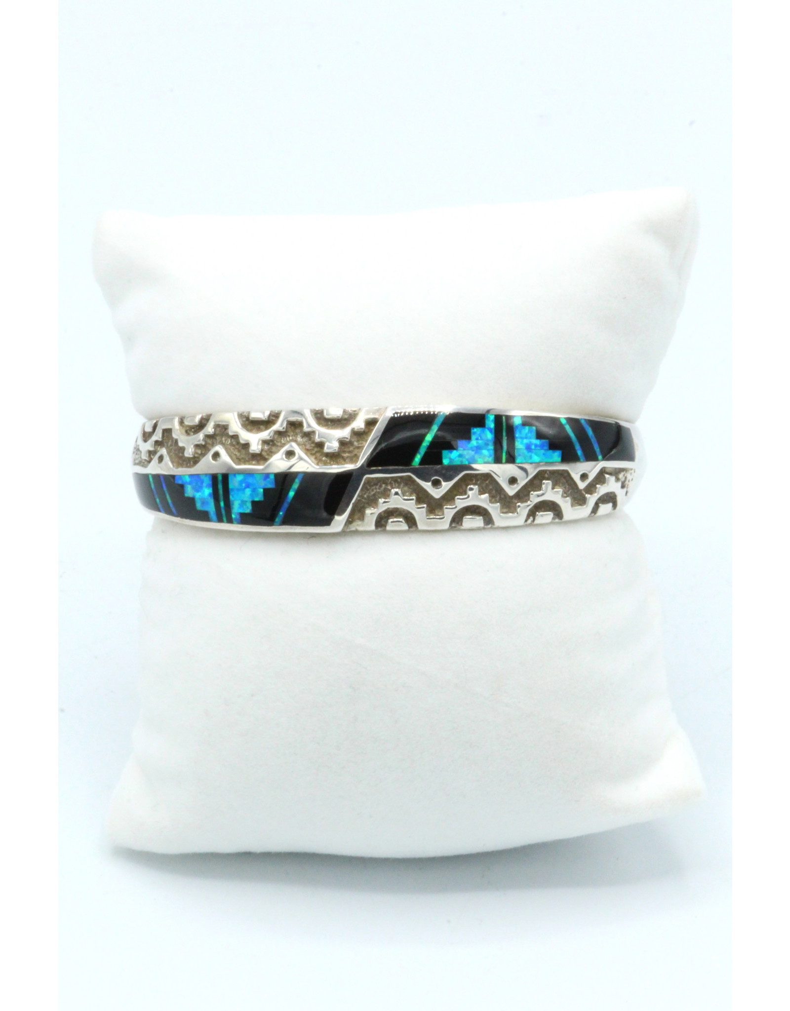 Black Beauty Cuff - BR136F-4