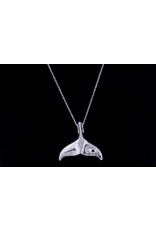 Collier Queue de Baleine avec Grenat par Hollie Bear - HBN02