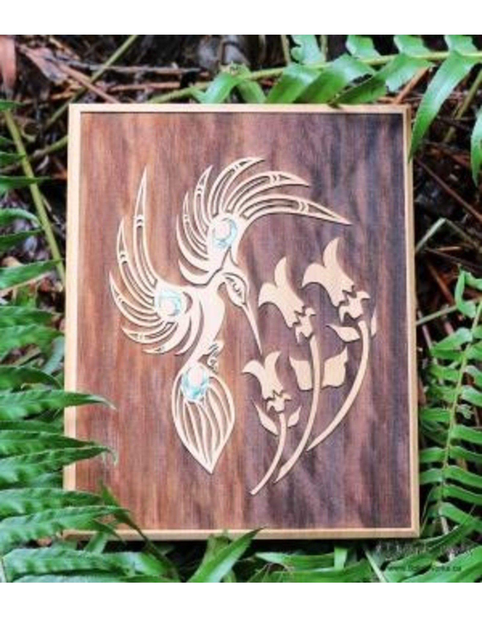 Large Cedar Wall Plaque - Hummingbird