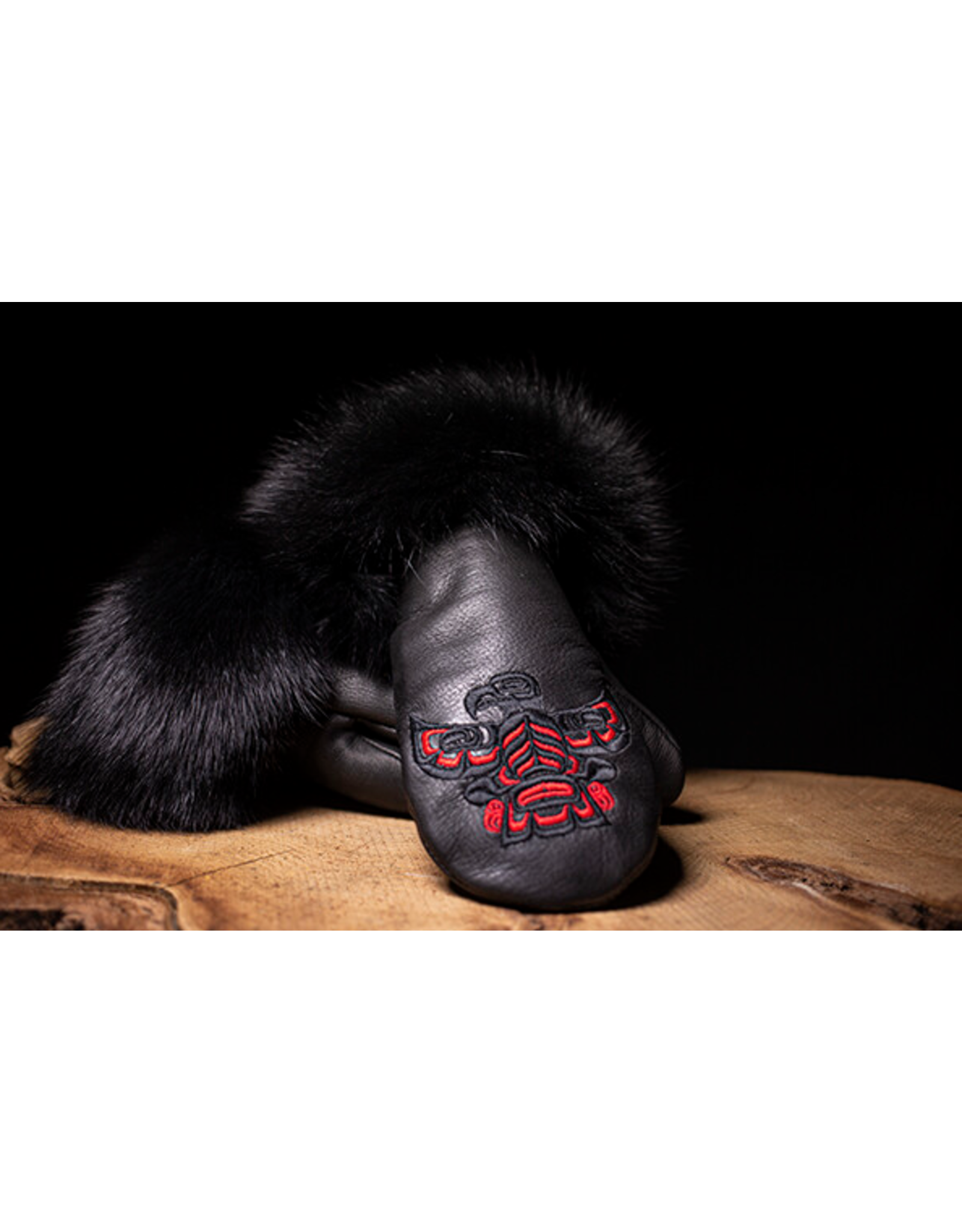Deer Hide Mitt Black with Fur and Eagle Embroidery
