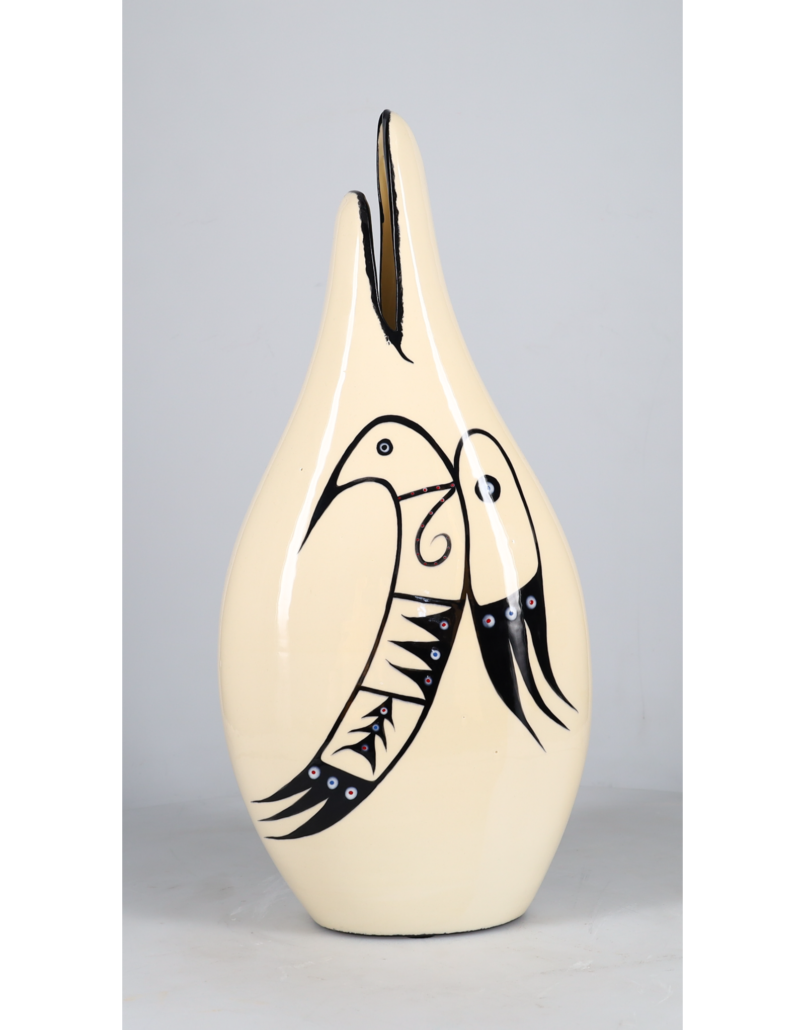 Baja Vase by Veran Pardeahtan - Hummingbird White