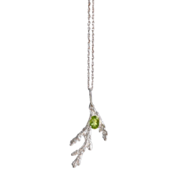 Cedar Medium Peridot Pendant