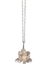 W. Orchid (Phalaénopsis) - Small White Pearl Pendant - OPP2B